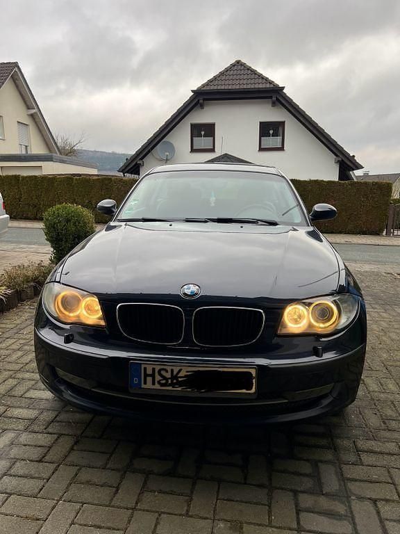 Gebraucht BMW 116 122 PS (89 kW) 2008 Blau Kleinwagen