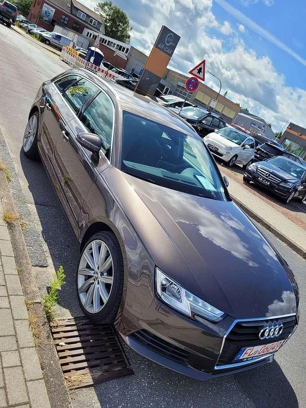 Gebraucht 2016 Audi A4 Kombi | 17.000 € (Etwas zu teuer) - Bild 1/4