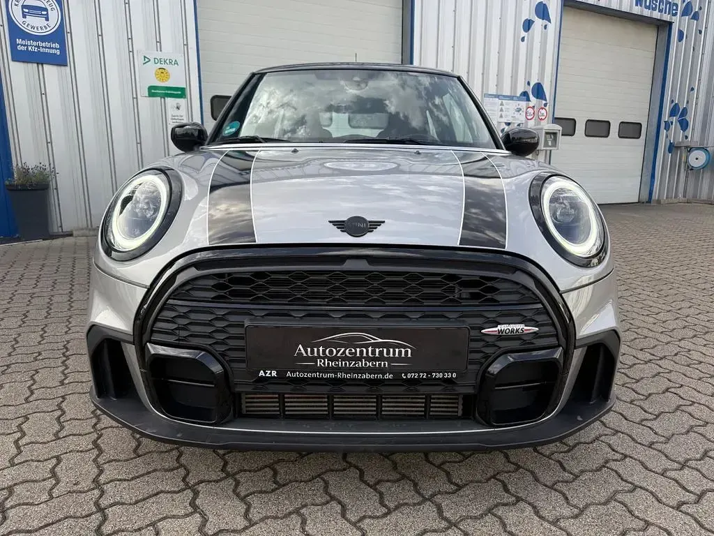 Gebraucht Mini John Cooper Works 136 PS (100 kW) 2023 Silber Kleinwagen
