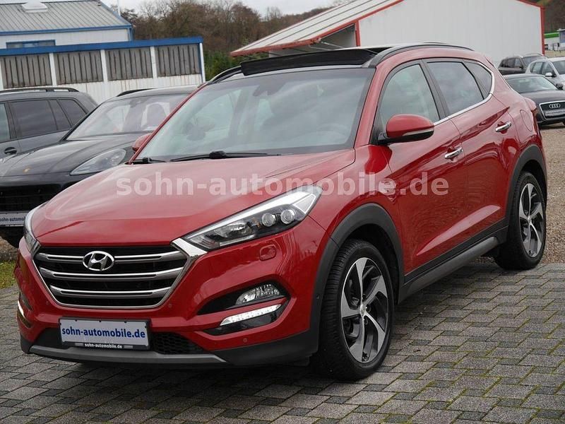 Gebraucht Hyundai Tucson Premium 177 PS (130 kW) 2017 Rot SUV