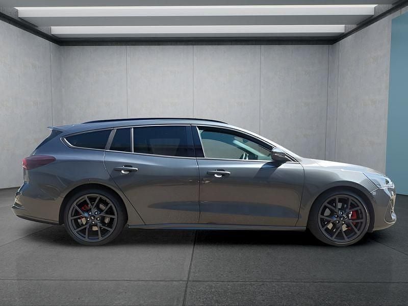 Gebraucht Ford Focus ST 280 PS (205 kW) 2025 Grau Kombi