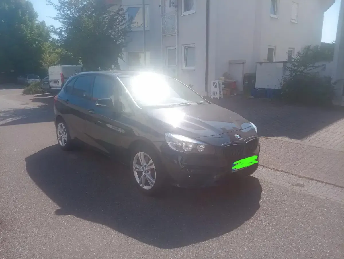 Gebraucht BMW 220 Active Tourer 192 PS (141 kW) 2015 Schwarz Van / Kleinbus