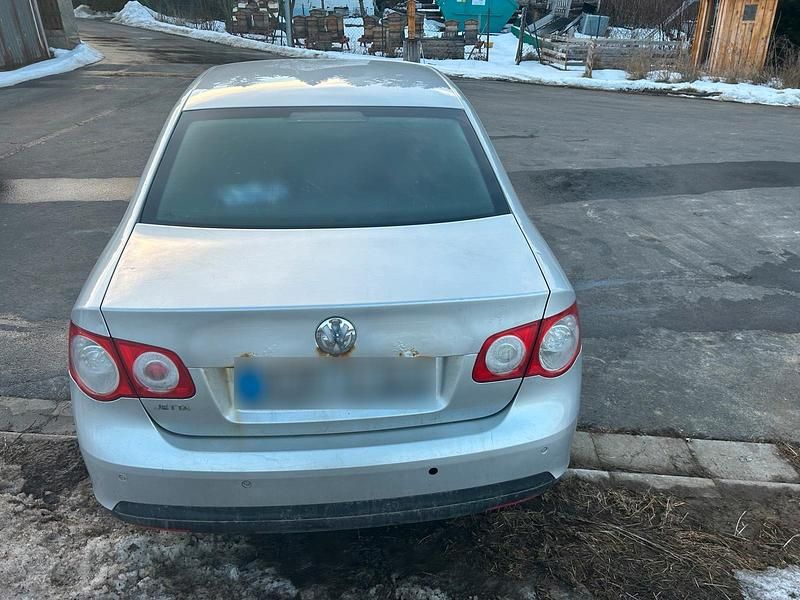 Gebraucht VW Golf V 105 PS (77 kW) 2007 Silber Limousine