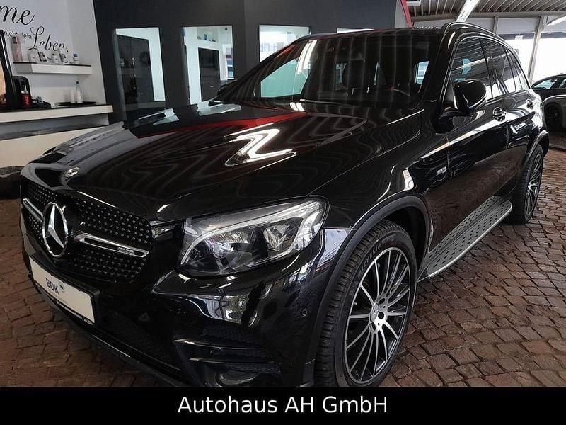 Schwarz Gebraucht 2018 Mercedes GLC43 AMG AMG SUV | 32.490 € (Superpreis) - Bild 1/4