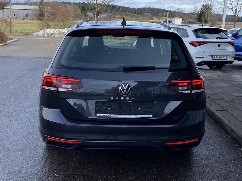 Używany VW Passat 150 KM (110 kW) 2022 Szary Kombi