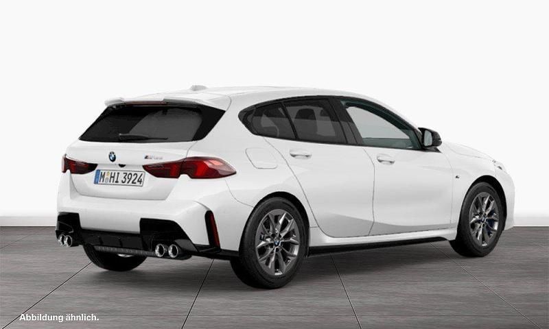 Używany BMW M135 Efficient Dynamics 300 KM (220 kW) 2025 Biały Hatchback