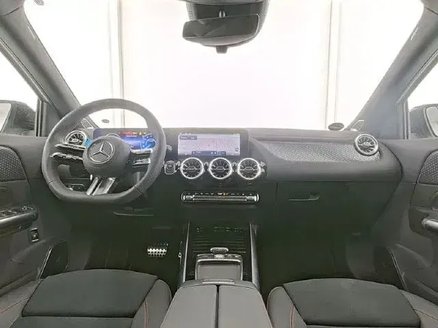Gebraucht Mercedes EQA250 139 kW (190 PS) 2025 SUV