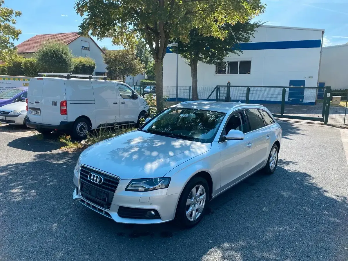 Gebraucht Audi A4 180 PS (132 kW) 2009 Silber Kombi