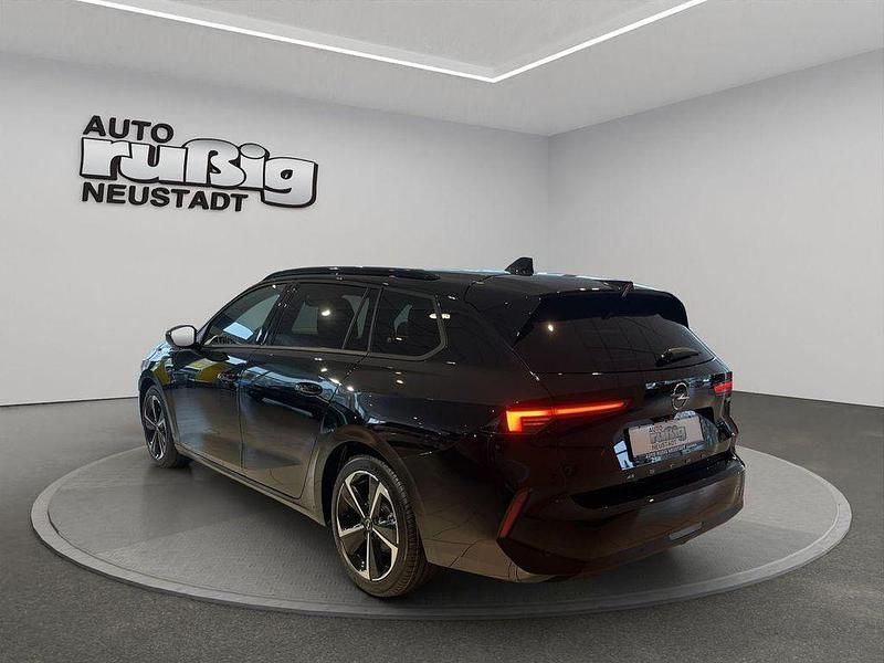 Neu Opel Astra Edition 145 PS (106 kW) 2026 Karbon schwarz (metallic) Kombi