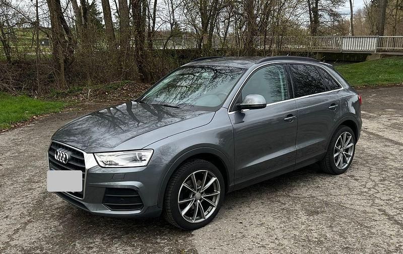 Gebraucht Audi Q3 Sport 150 PS (110 kW) 2015 Grau SUV