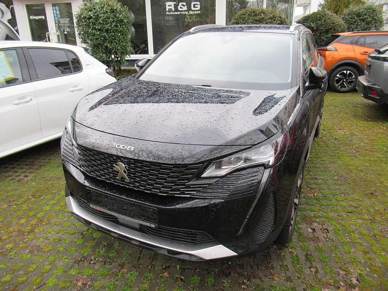 Gebraucht Peugeot 3008 Allure 131 PS (96 kW) 2022 Schwarz perla nera SUV