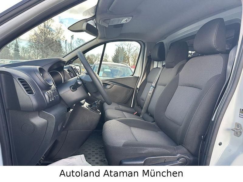 Gebraucht Renault Trafic Komfort 145 PS (106 kW) 2020 Weiß Van / Kleinbus