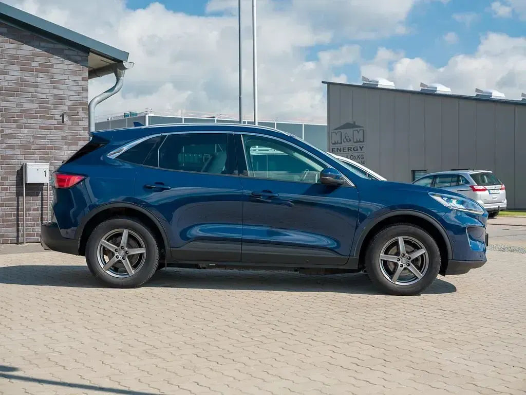 Gebraucht Ford Kuga Titanium X 152 PS (111 kW) 2022 Blau SUV