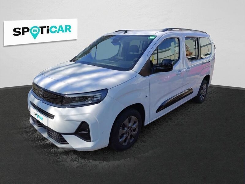 Kaolin weiß Gebraucht 2024 Opel Combo Life Van / Kleinbus | 30.990 € (Teuer) - Bild 1/4