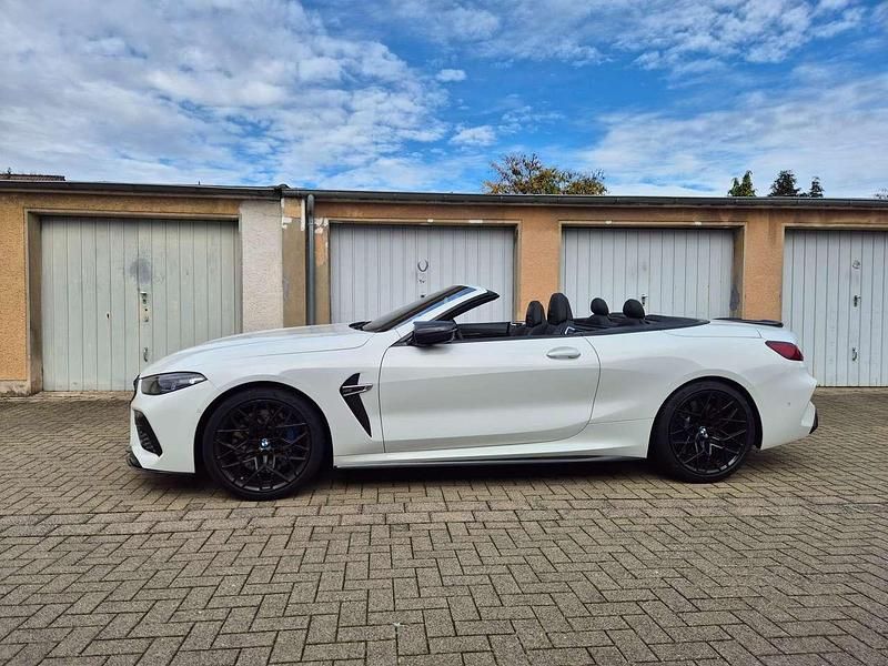 Weiß Gebraucht 2023 BMW M8 Competition Edition Coupé | 109.000 € (Fairer Preis) - Bild 1/4