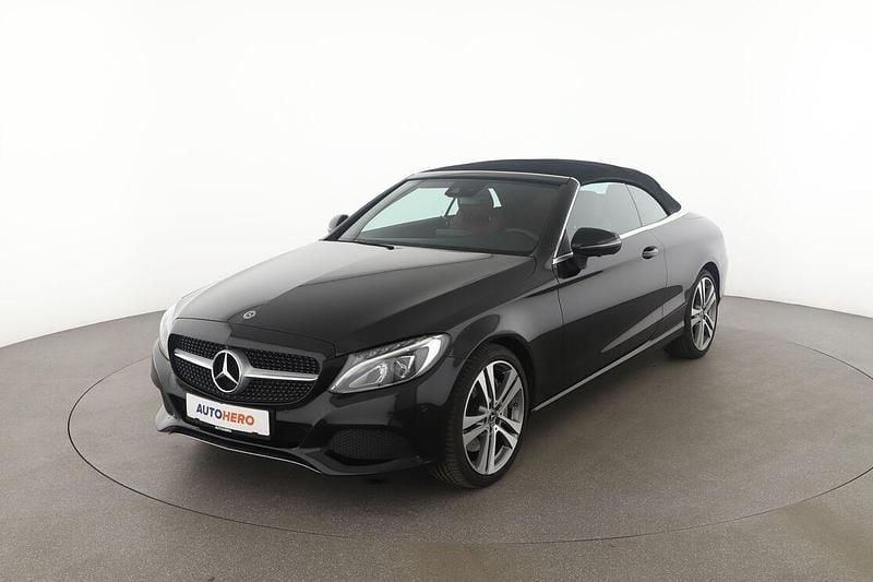 Schwarz Gebraucht 2018 Mercedes C250 Cabrio | 25.480 € (Guter Preis) - Bild 1/3