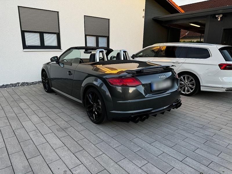 Gebraucht Audi TT Roadster S-Line 310 PS (228 kW) 2016 Grau Cabrio