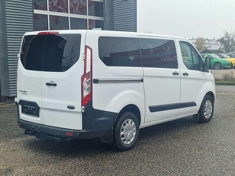 Gebraucht Ford Transit Custom Trend 170 PS (125 kW) 2018 Frozen white Kombi