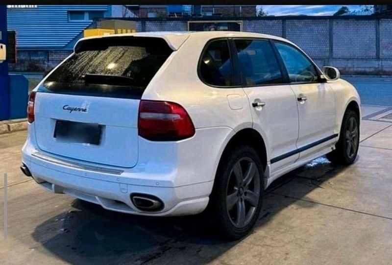 Gebraucht Porsche Cayenne 239 PS (175 kW) 2010 SUV