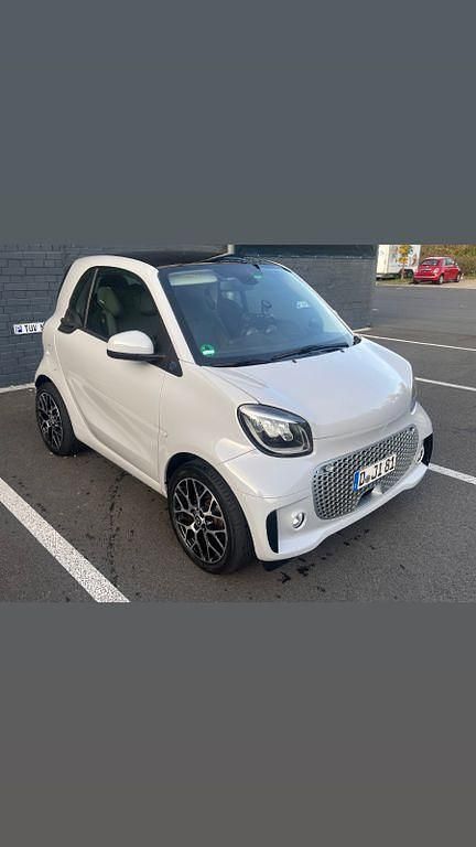 Silber Gebraucht 2021 Smart ForTwo Electric Drive Cabrio | 11.500 € (Superpreis) - Bild 1/4