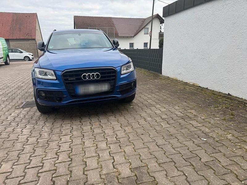 Gebraucht Audi Q5 S-Line 258 PS (189 kW) 2016 Blau SUV