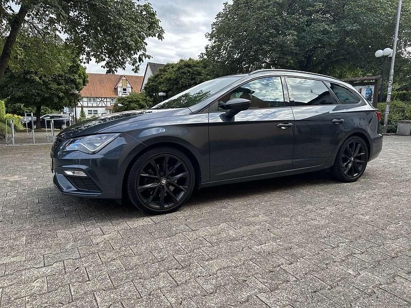 Gebraucht Seat Leon FR 150 PS (110 kW) 2020 Grau Kombi
