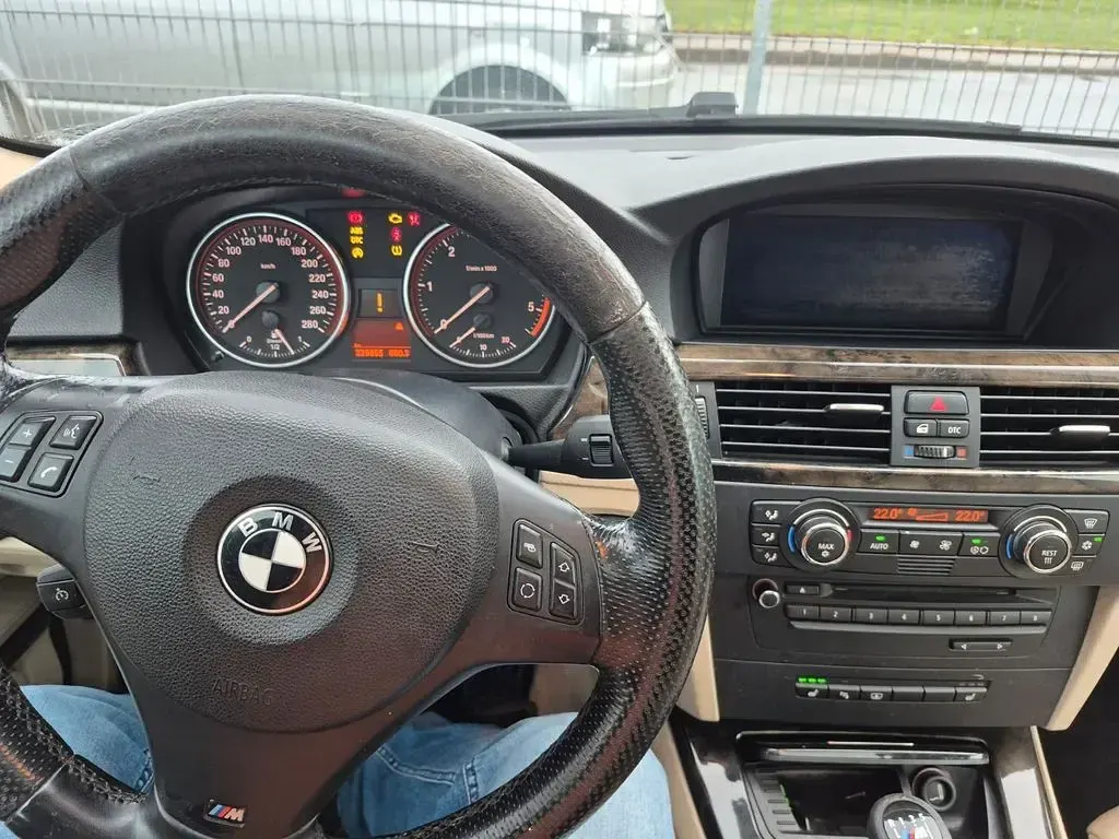 Gebraucht BMW 330 M Sport 231 PS (169 kW) 2009 Schwarz Coupé