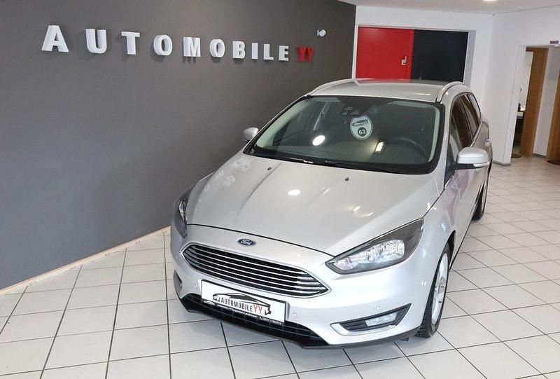 Silber Gebraucht 2014 Ford Focus Titanium Kombi | 6.500 € (Fairer Preis) - Bild 1/4