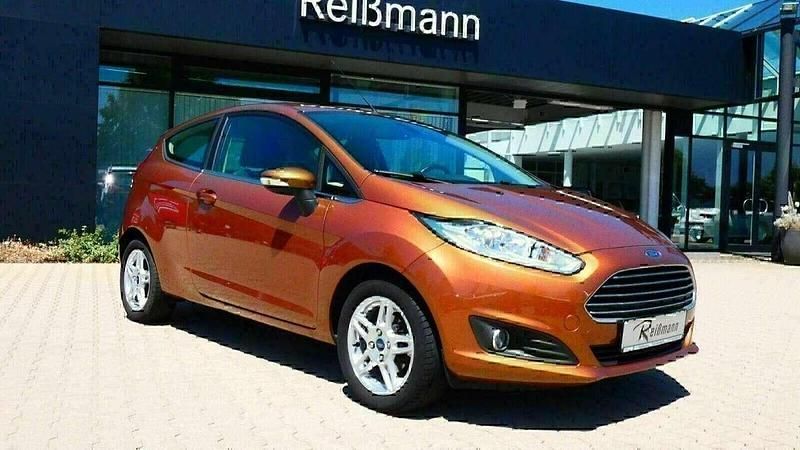 Torinobraun Gebraucht 2013 Ford Fiesta Titanium Kleinwagen | 6.990 € (Fairer Preis) - Bild 1/4
