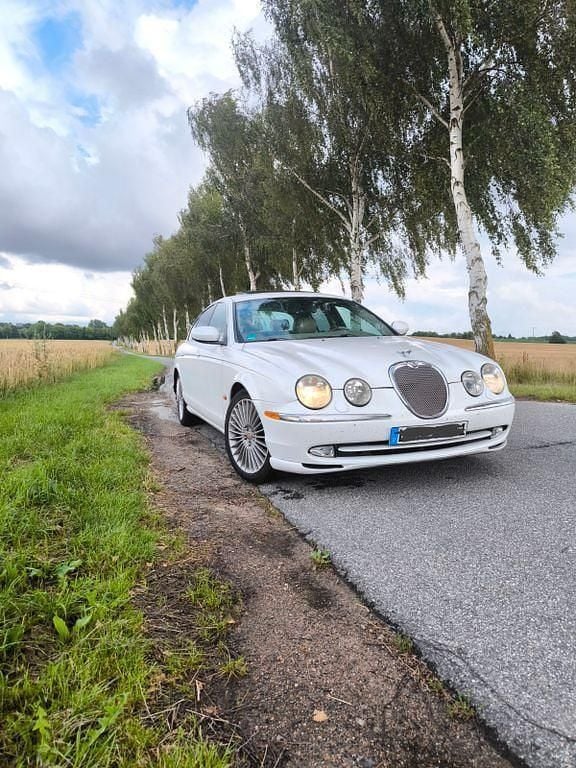 Weiß Gebraucht 2002 Jaguar S-Type Executive Limousine | 3.999 € (Guter Preis) - Bild 1/4