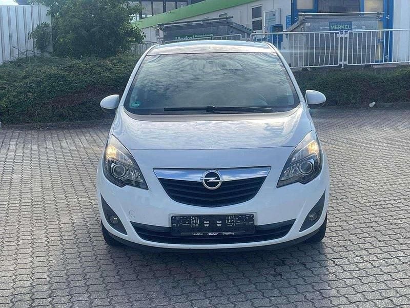 Gebraucht Opel Meriva Color Edition 120 PS (88 kW) 2012 Casablanca weiss Van / Kleinbus