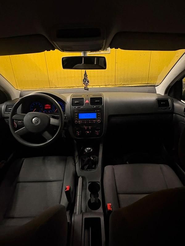 Gebraucht VW Golf V 75 PS (55 kW) 2004 Grau Kleinwagen