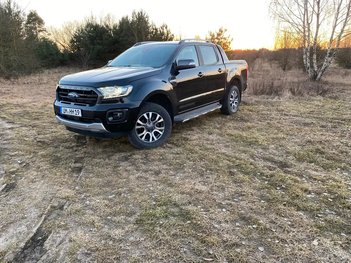 Gebraucht Ford Ranger 212 PS (155 kW) 2019 Schwarz Pickup
