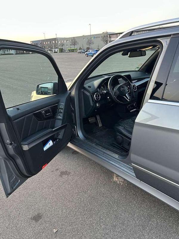 Gebraucht Mercedes GLK220 170 PS (125 kW) 2014 Silber SUV