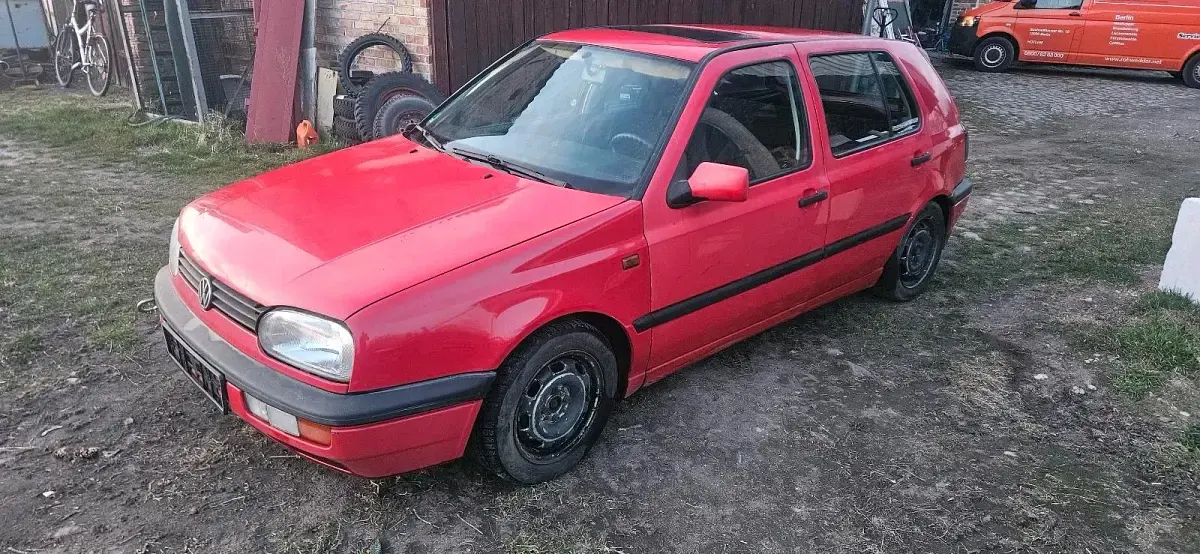 Używany VW Golf III 90 KM (66 kW) 1991 Czerwony Hatchback