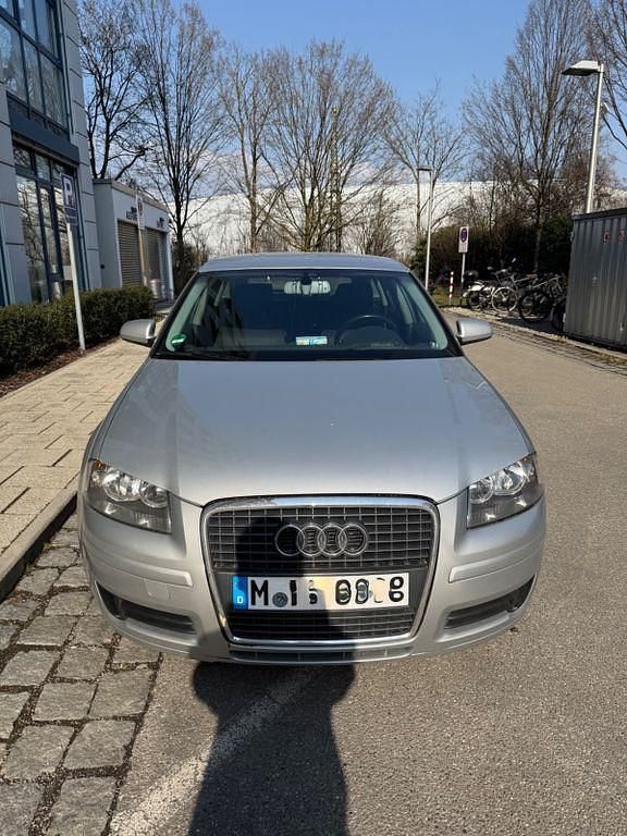 Gebraucht Audi A3 Ambiente 102 PS (75 kW) 2005 Silber Kleinwagen