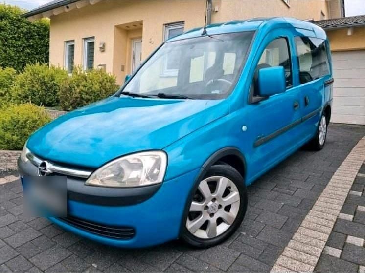 Gebraucht Opel Combo 90 PS (66 kW) 2002 Blau Van / Kleinbus