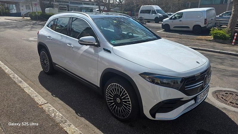 Gebraucht Mercedes EQA250 139 kW (190 PS) 2022 Weiß SUV