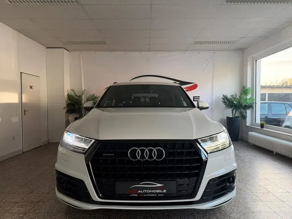 Używany Audi Q7 S-Line 272 KM (200 kW) 2016 Biały SUV