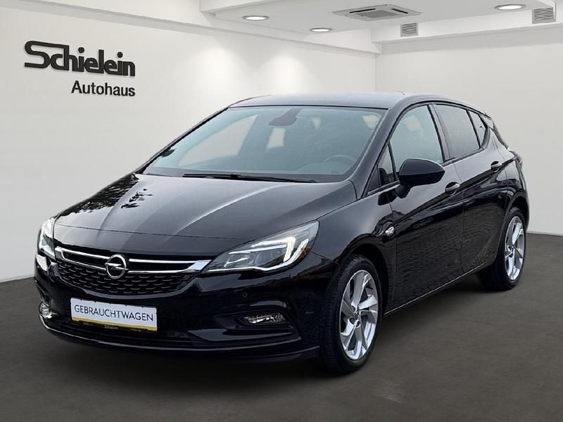 Schwarz Gebraucht 2018 Opel Astra Limousine | 11.950 € (Etwas zu teuer) - Bild 1/1