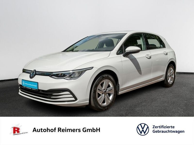 Pure white Gebraucht 2022 VW Golf VIII Life Limousine | 21.440 € (Fairer Preis) - Bild 1/2