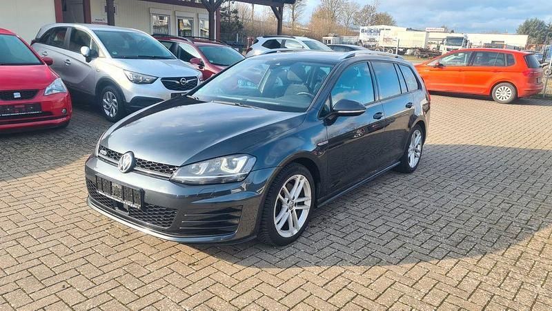 Gebraucht VW Golf VII GTD 184 PS (135 kW) 2016 Carbon steel grey metallic Kombi