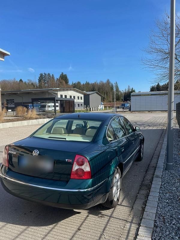 Gebraucht VW Passat Highline 131 PS (96 kW) 2002 Limousine