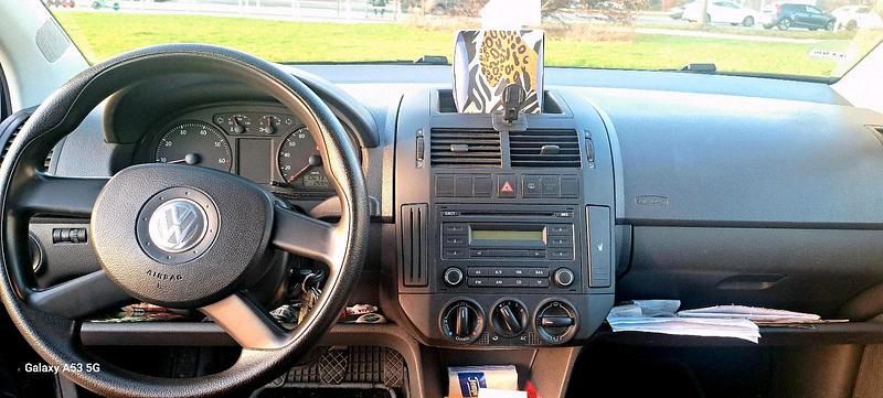 Gebraucht VW Polo 54 PS (39 kW) 2005 Blau Limousine