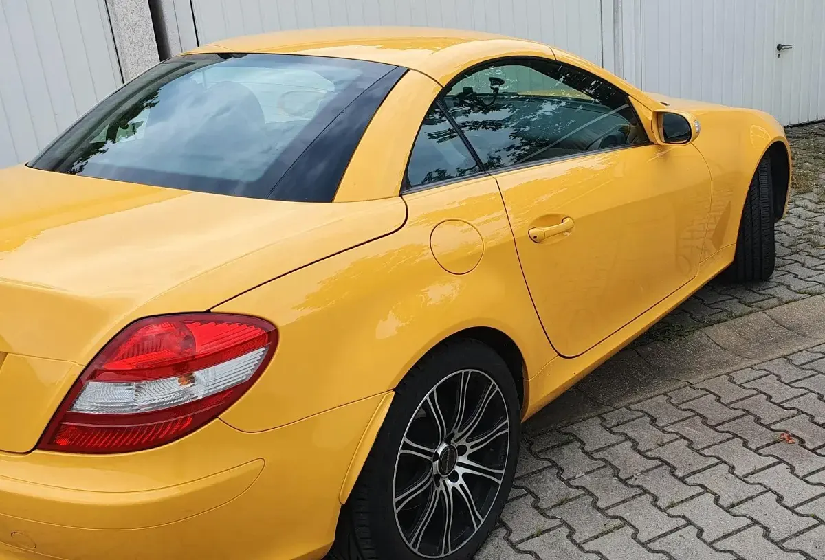 Gebraucht Mercedes SLK350 272 PS (200 kW) 2006 Gelb Cabrio