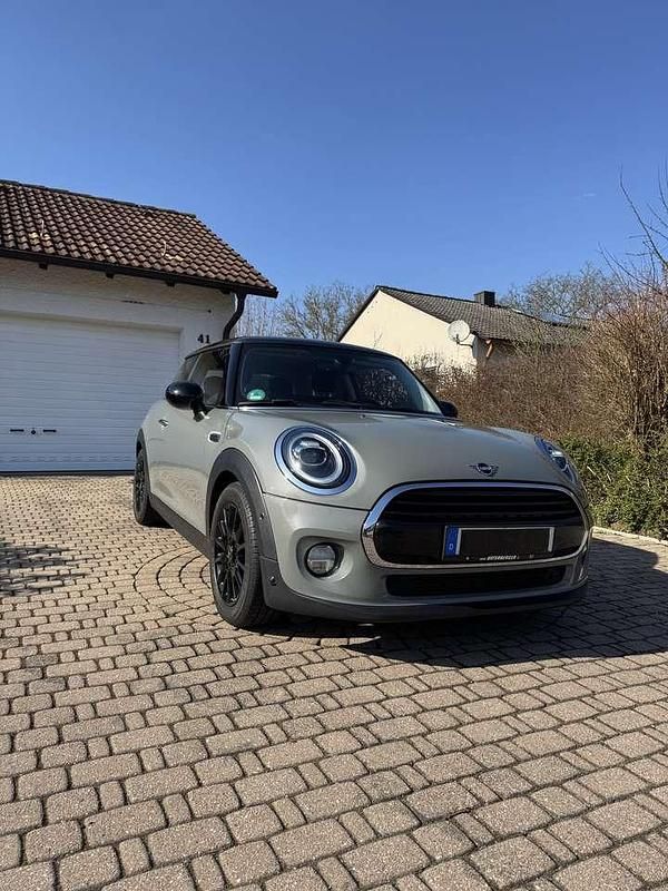 Gebraucht Mini Cooper 136 PS (100 kW) 2019 Grau Kleinwagen