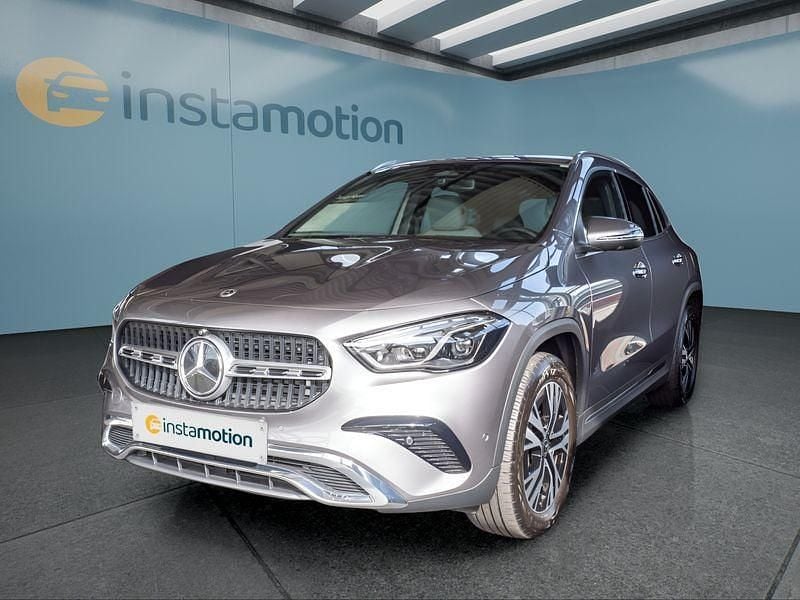 Grau Gebraucht 2024 Mercedes GLA220 SUV | 38.349 € (Superpreis) - Bild 1/4