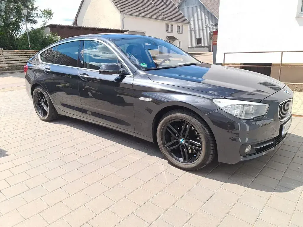 Gebraucht BMW 530 Performance 258 PS (189 kW) 2013 Limousine