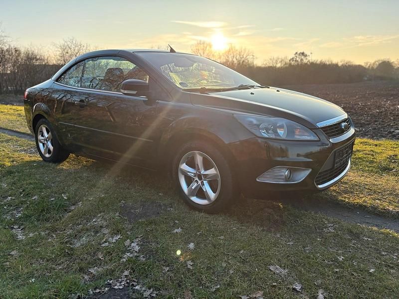 Gebraucht Ford Focus Cabriolet S 140 PS (102 kW) 2009 Schwarz Cabrio