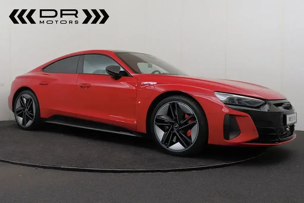 Gebraucht Audi e-tron GT quattro Sport 441 kW (600 PS) 2021 Rot Limousine